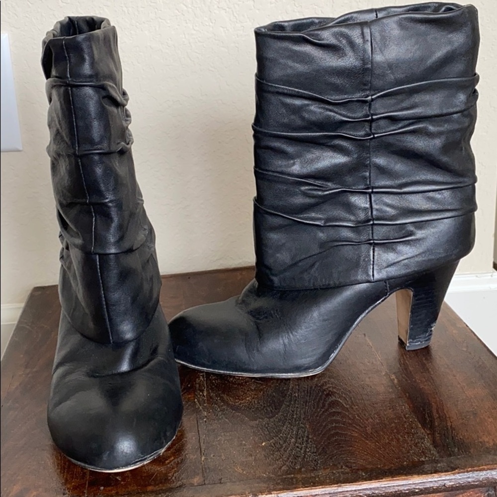 Seychelles foldover black leather booties